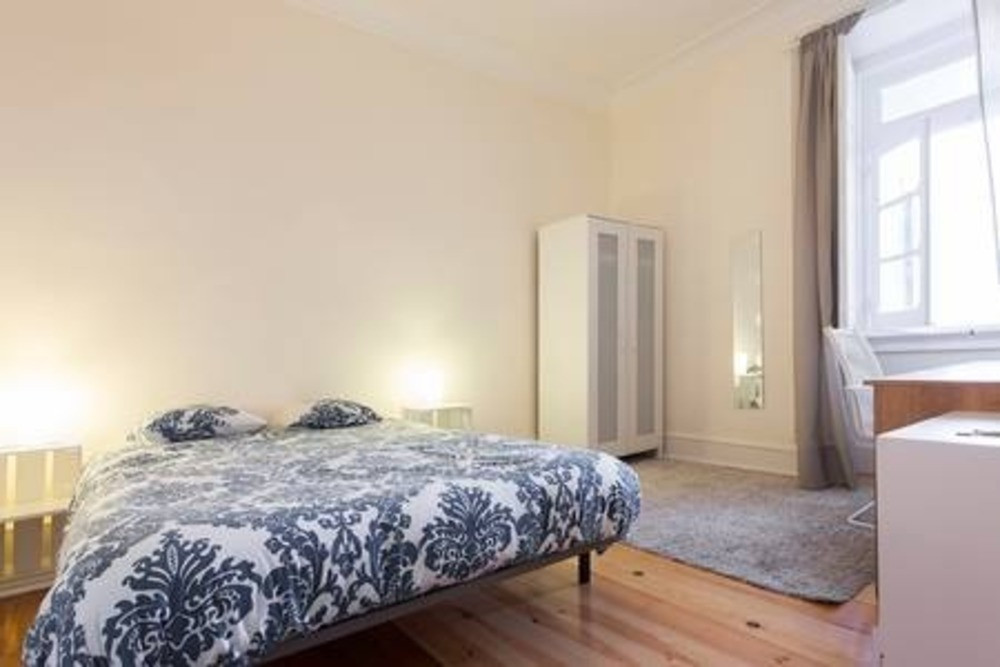 Bright room in Anjos preview