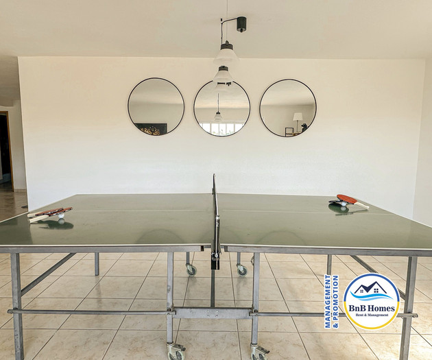 Villa Verde - 4 bedrooms, Marina view, pool & BBQ