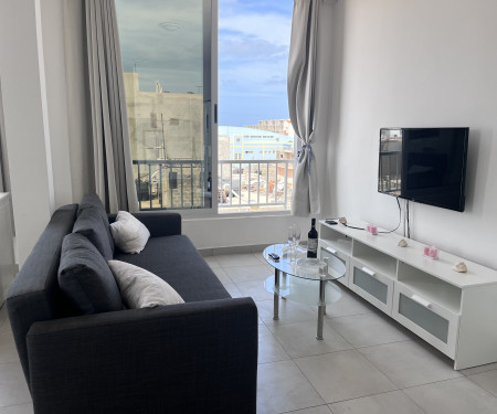 Překrásný nový a slunný apartmán u moře