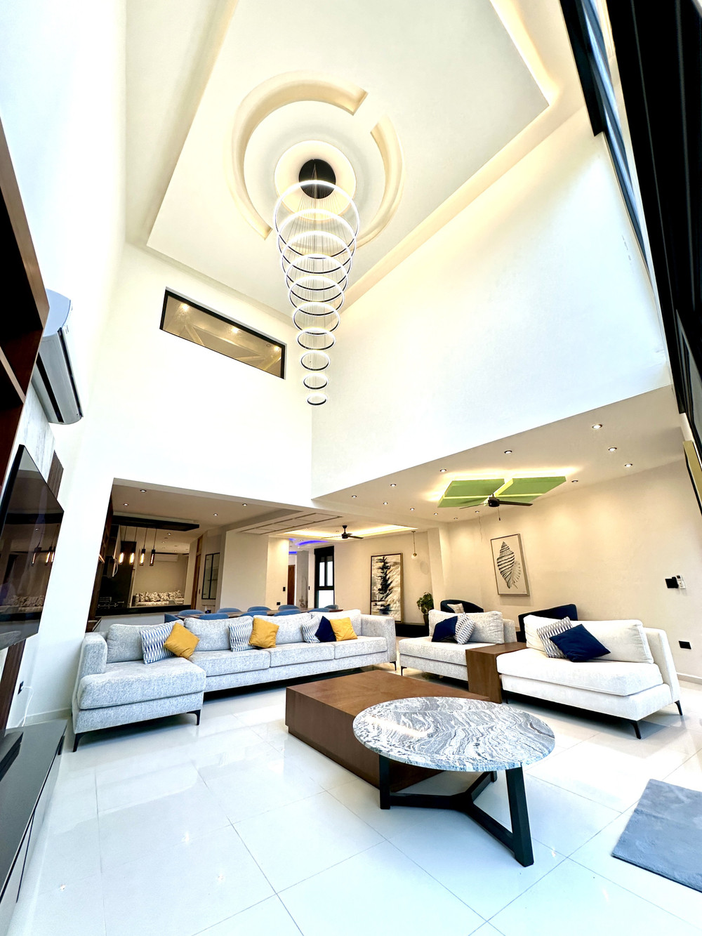 Elegant 5BR Retreat w/ Rooftop HotTub Near Beaches preview