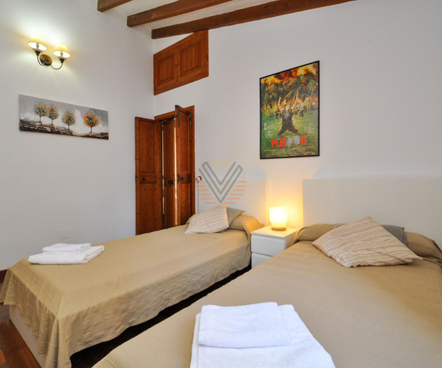 Es Convent, Charming restored town house in the wa