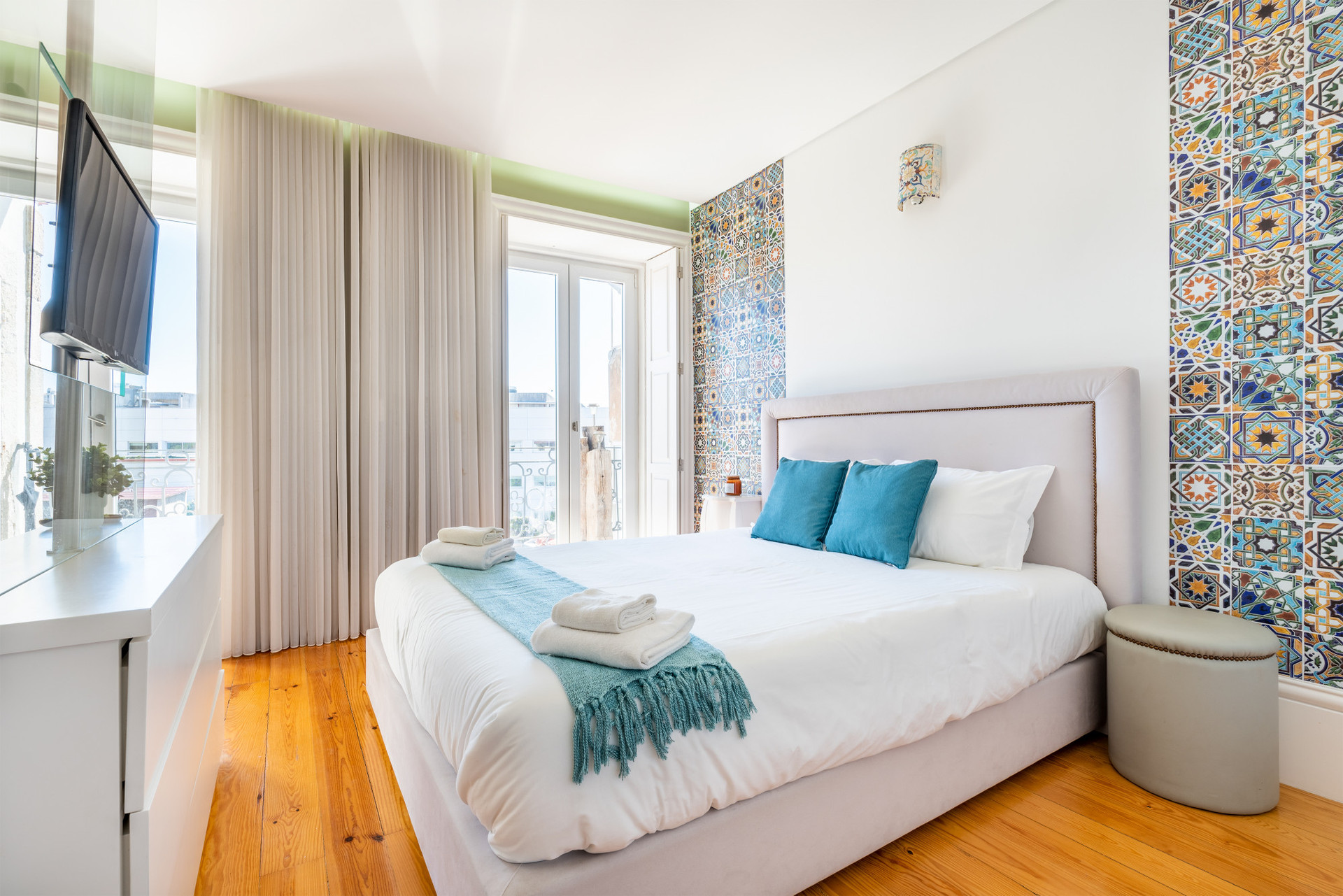Double bed