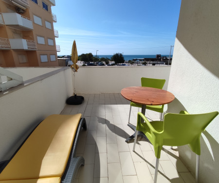 Apartment with sea view