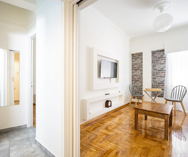 Acropolis Delux 1st FLR Aprt up 4 guests