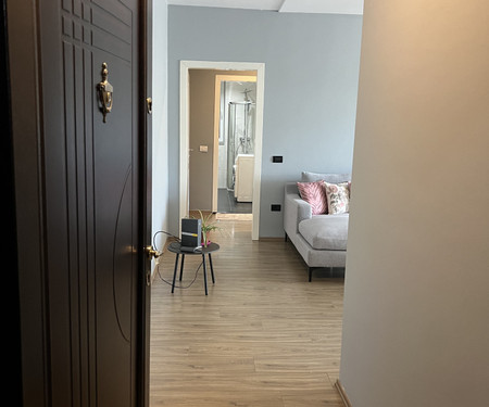 Cozy Apartment Tirana 100 mbs internet