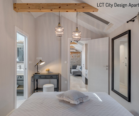 City Design Apartment