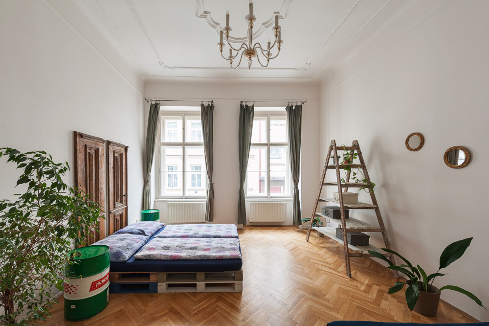 Room in beautiful apartment in center of Prague preview