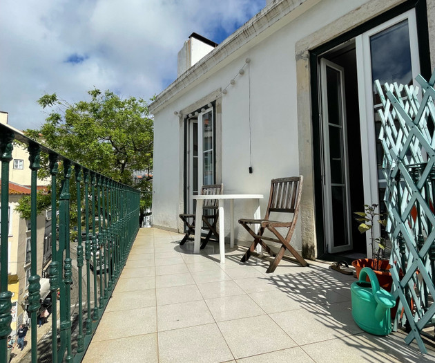Cosy room  in the center of Alfama