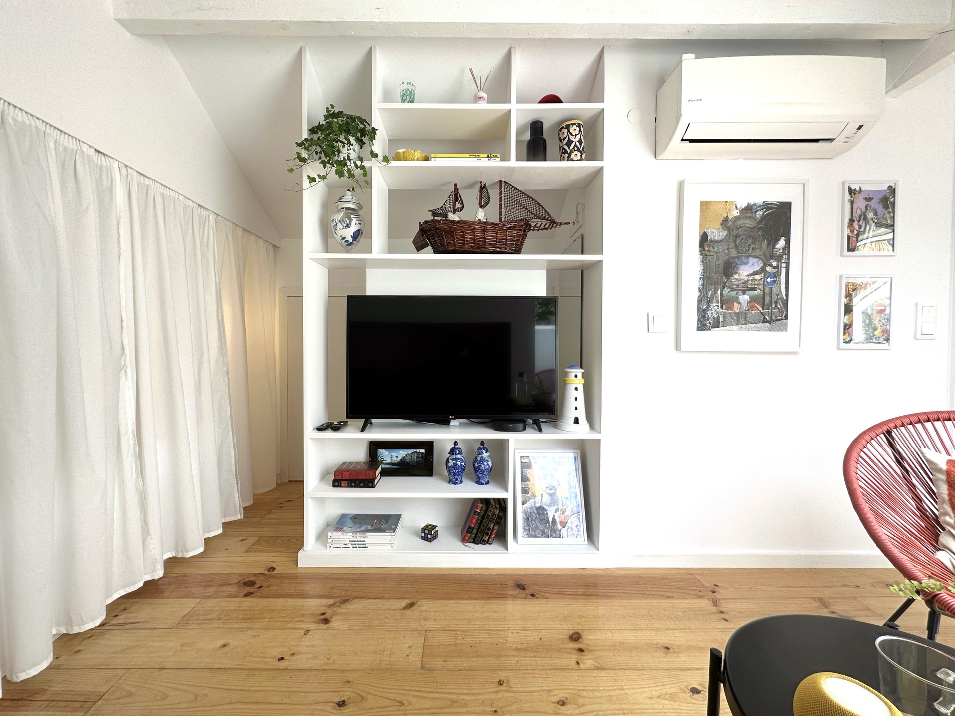 Living room TV entertainment unit