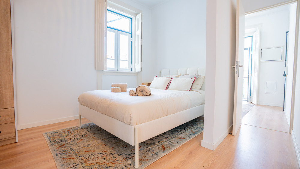 Modern and clean 1 bedroom apt with amazing view preview
