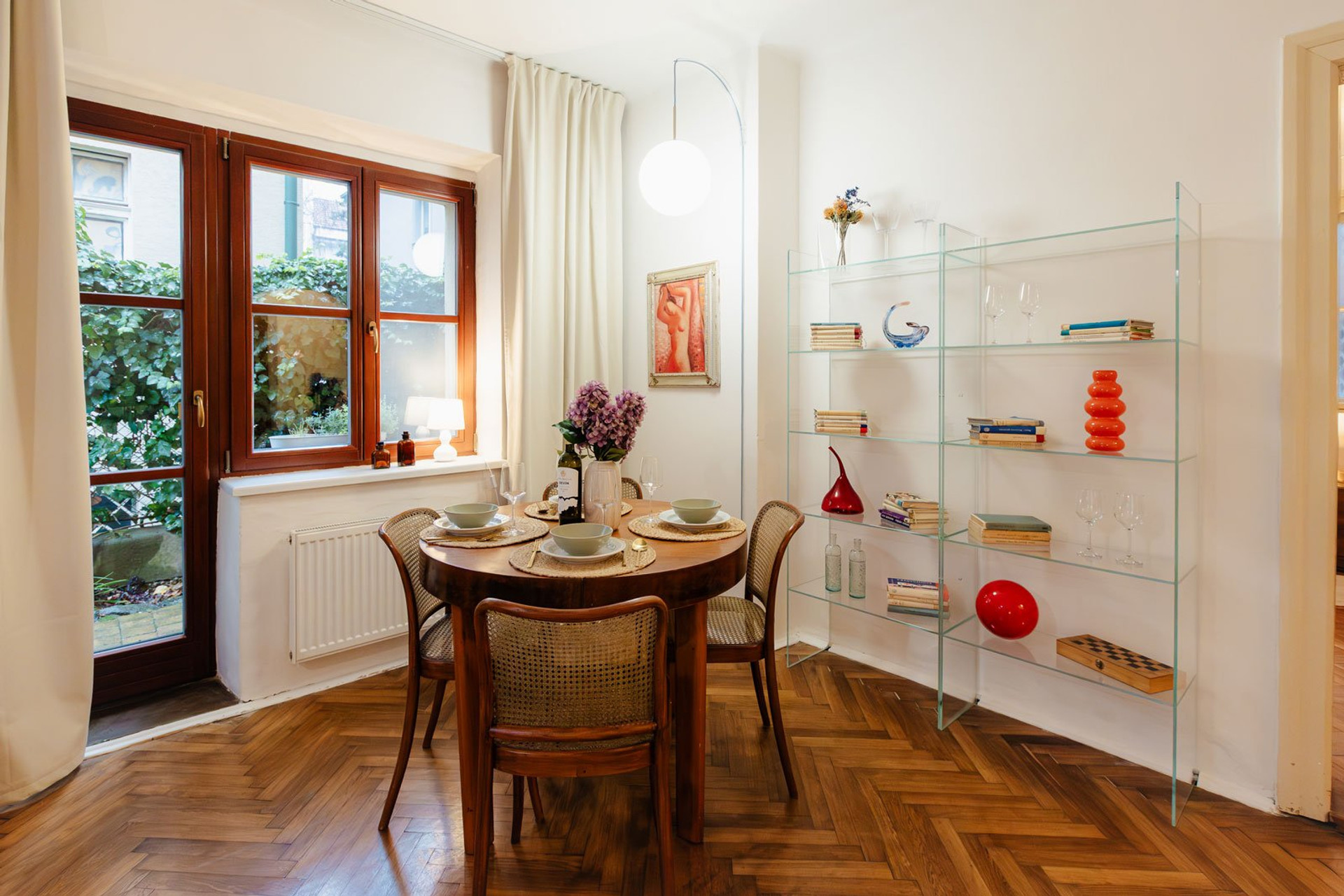 Dining area with glass shelving
