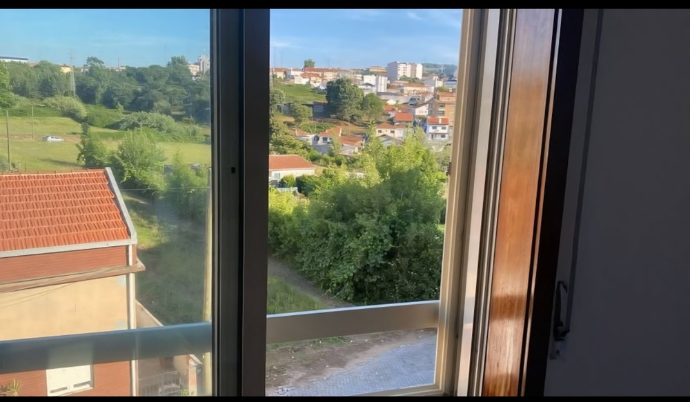 Bright & Fully Furnished 2-Bedroom Apartment preview