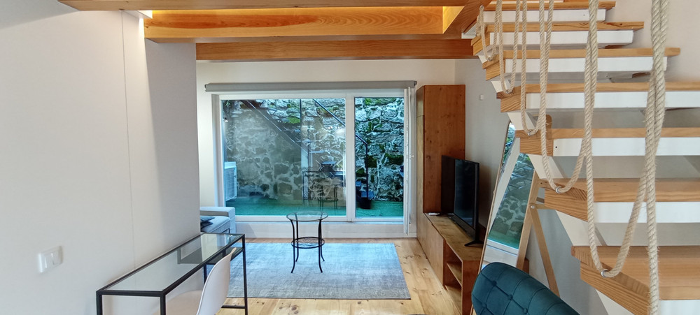Loft w/ garden in central Porto preview