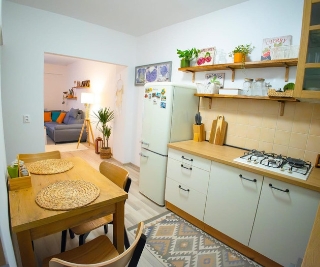 Cozy Little Apartment in Old Tw