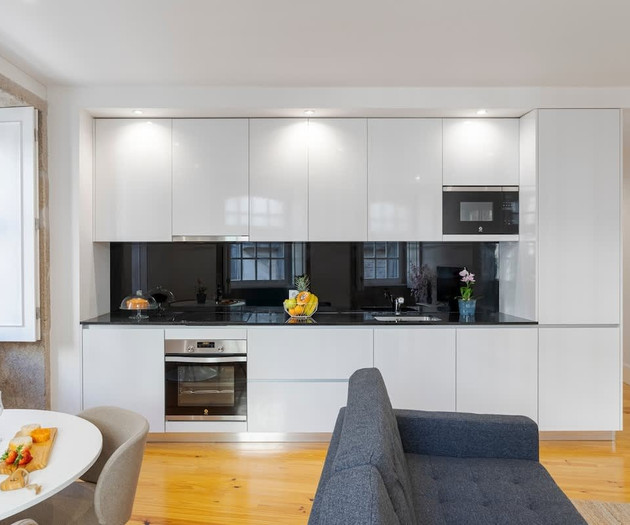 Modern & Trendy Flat by HostWise