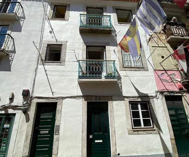 New remodelated 3 rooms apartment at city heart