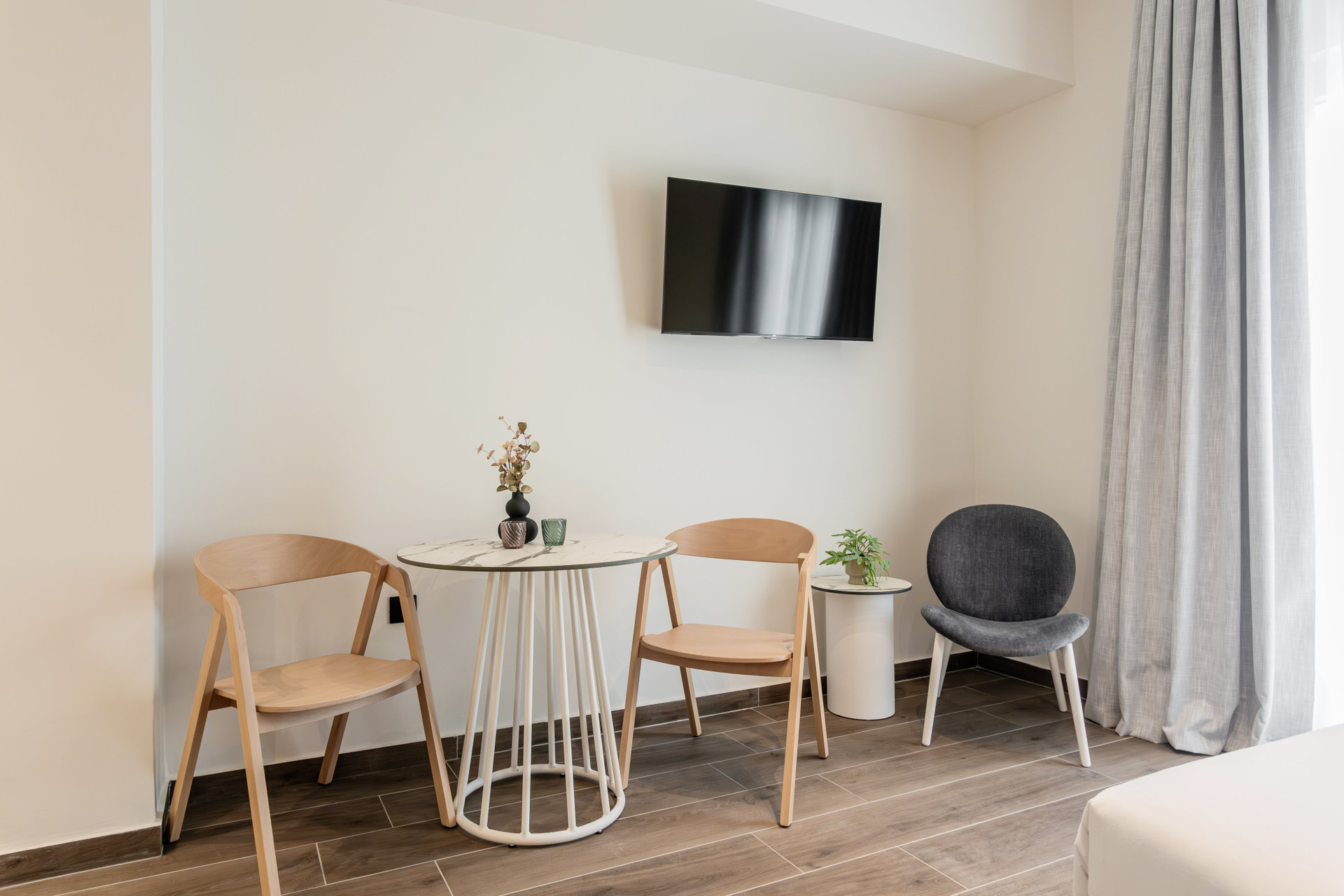 Dining area with TV and chair