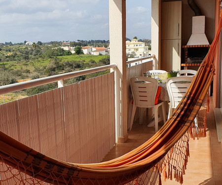 Apartment with pool and close to the beach