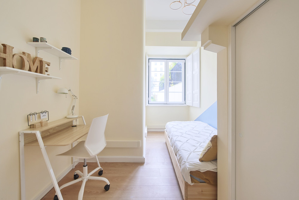 Room 2 - Av. Joao Crisostomo 25 R/C preview