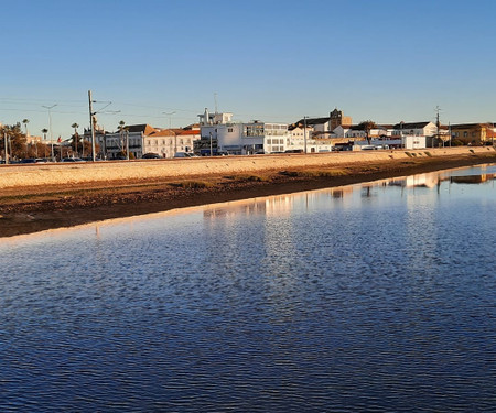 Apartment with patio in the center of Faro