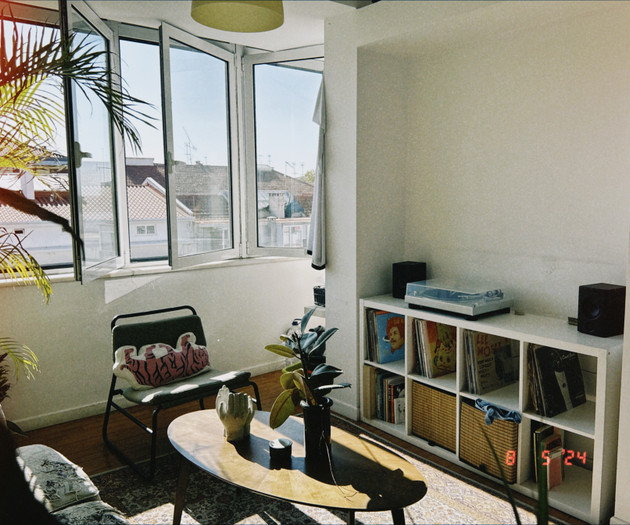 🌿 Bright & Cozy Home — More Than Just a Flat