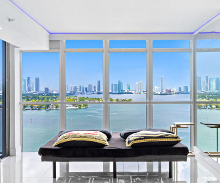 Miami Skyline Luxe Penthouse