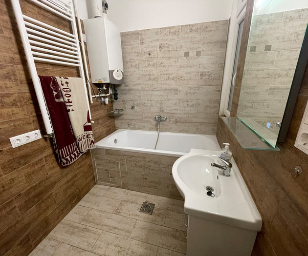 Parkside Apartment