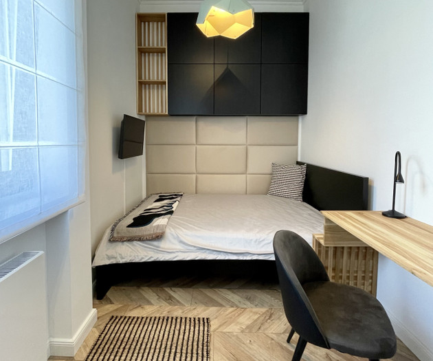 Designer 2BR Apartment near Parliament