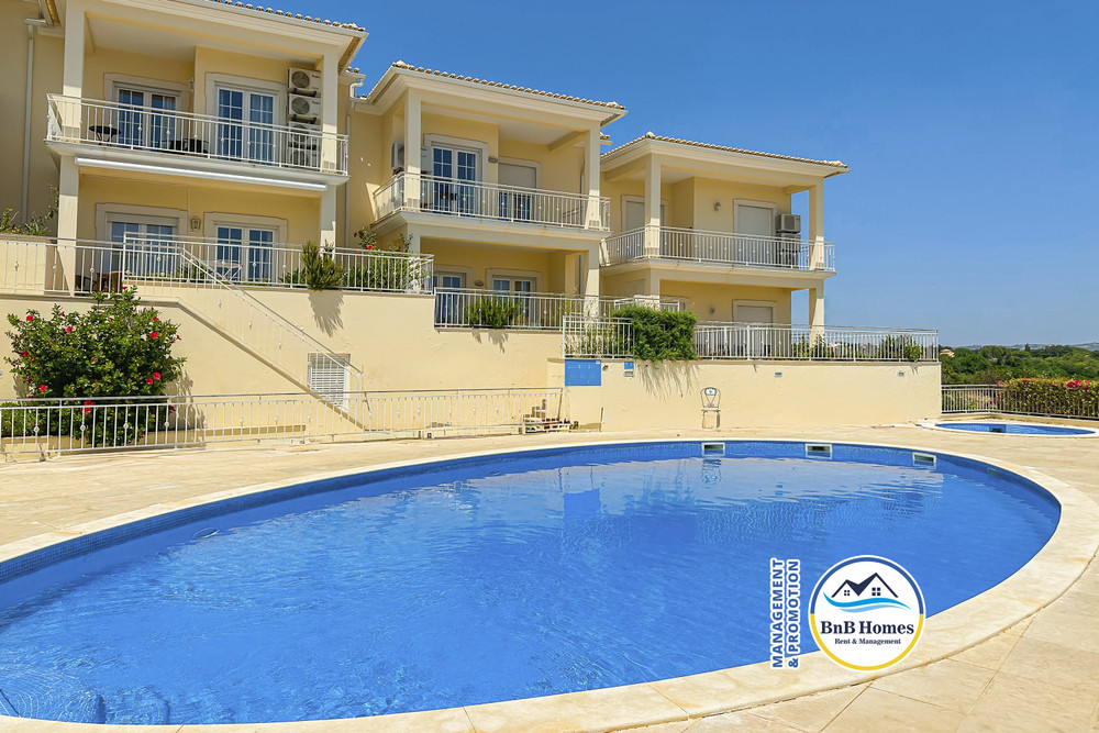 BnB Homes 3-bedroom Townhouse, 2 pools & terraces preview