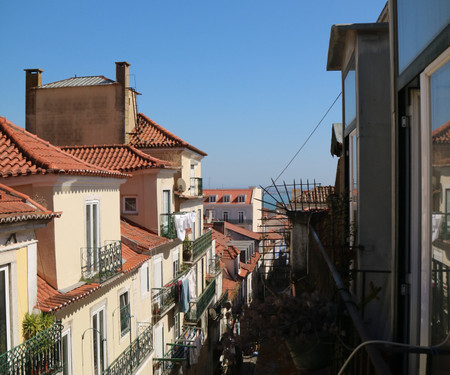 Bright and beautiful apt in Bairro Alto