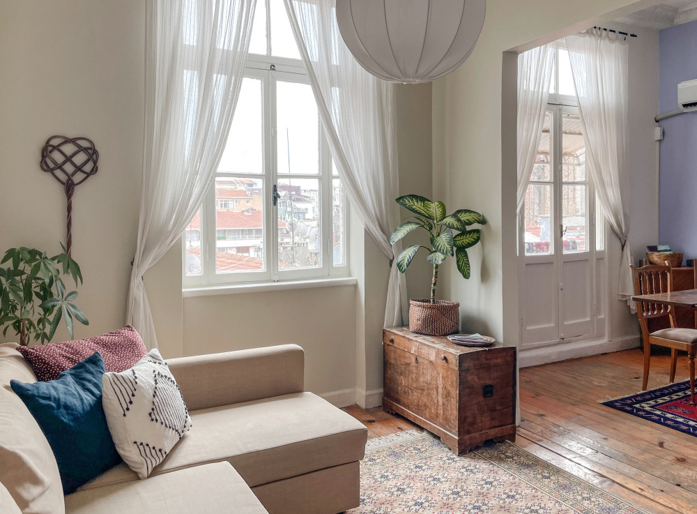 Historical Apartment with High Ceilings in Beyoğlu preview