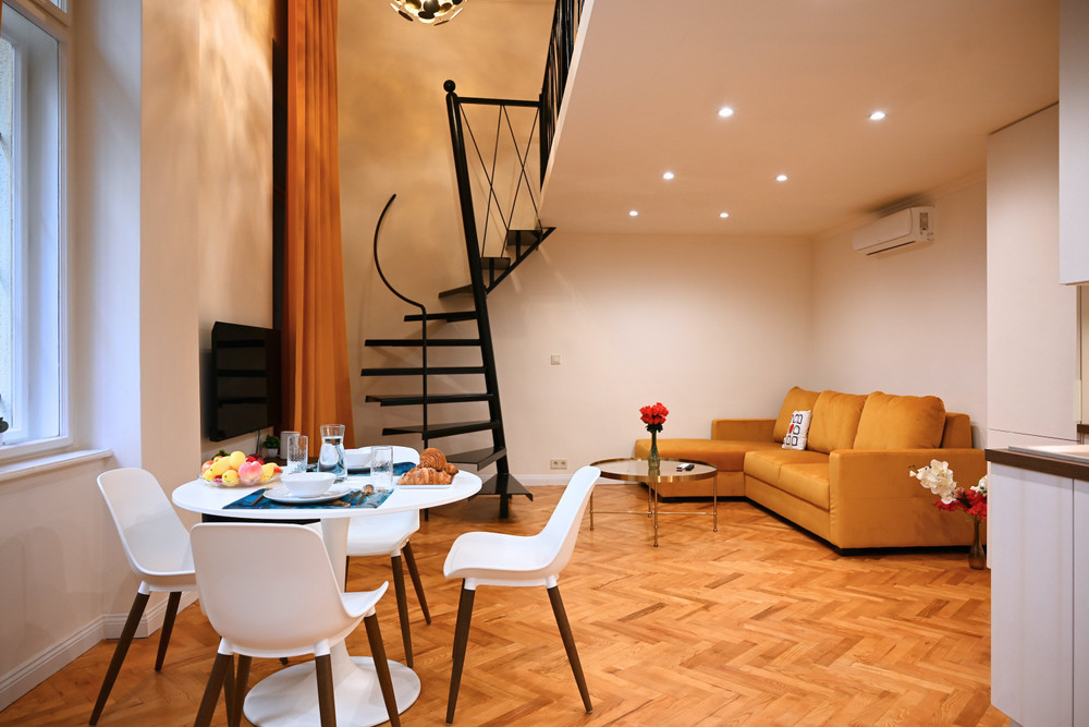 Central Budapest Duplex Retreat preview