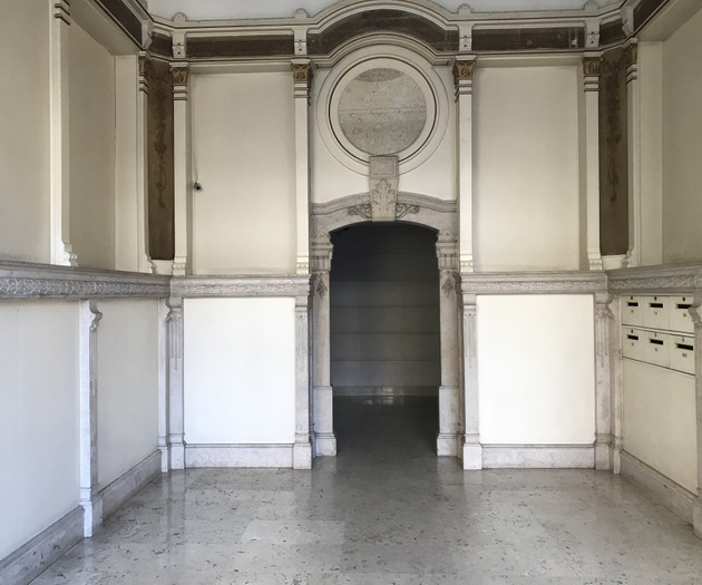 Bright 2-Bed Flat with Balconies to Camões square