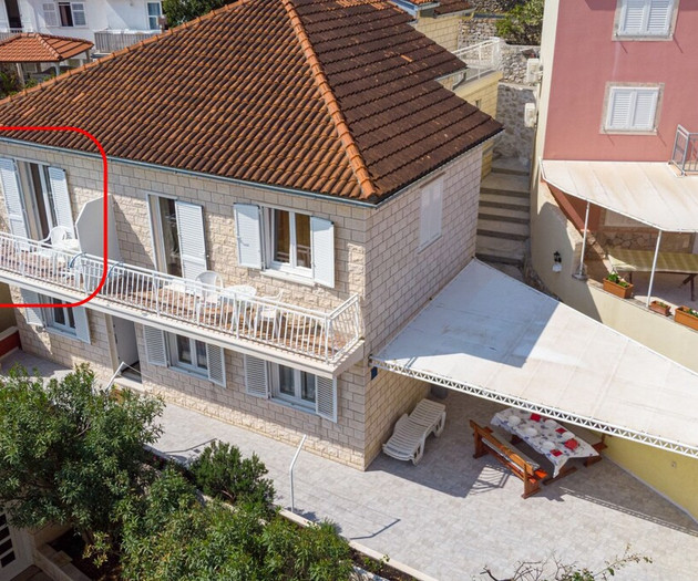 S1 studio next to the beach, with the sea view