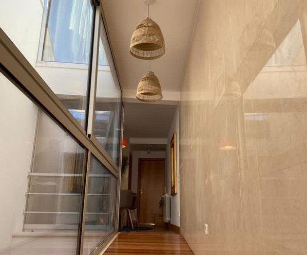 Elegant 2-Bedroom Duplex with Terrace in Aveiro
