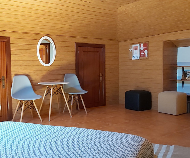 Country Room.