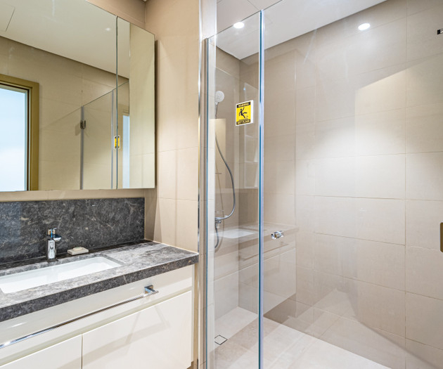 Elegant Downtown 3BR | Burj Khalifa View