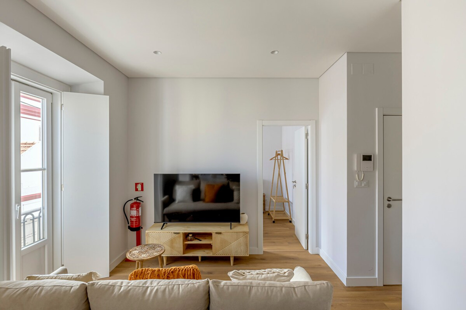 Living room image 4
