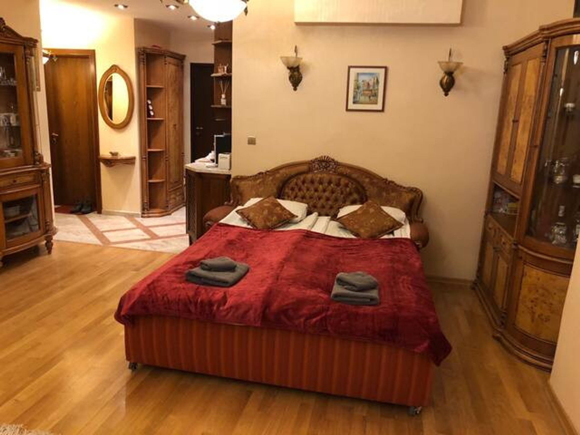 Fully functioning Double bed for 2