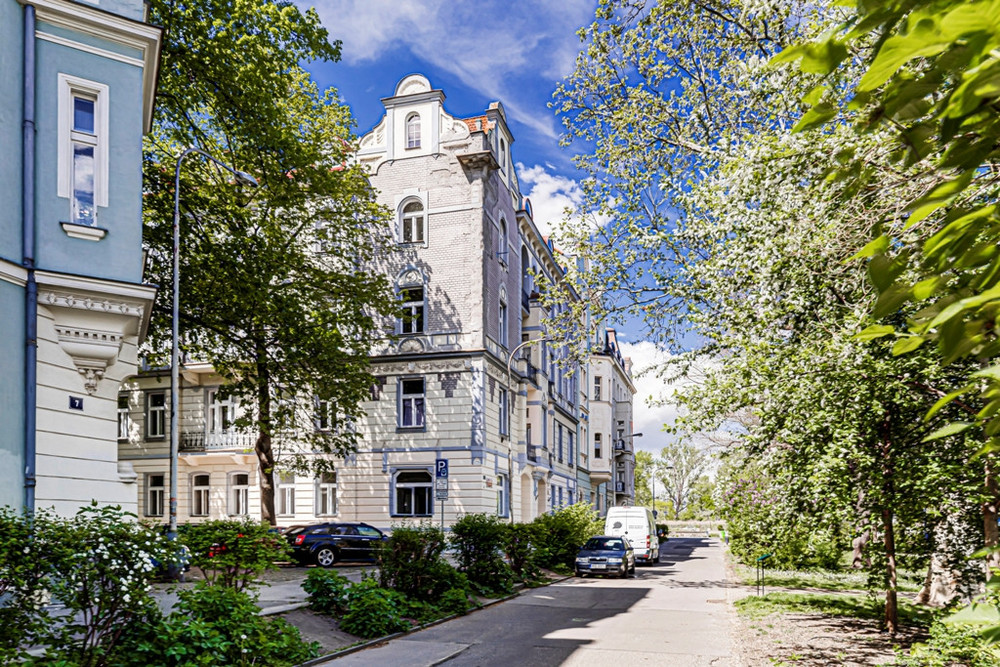 Modern apartment in historical building in Karlin