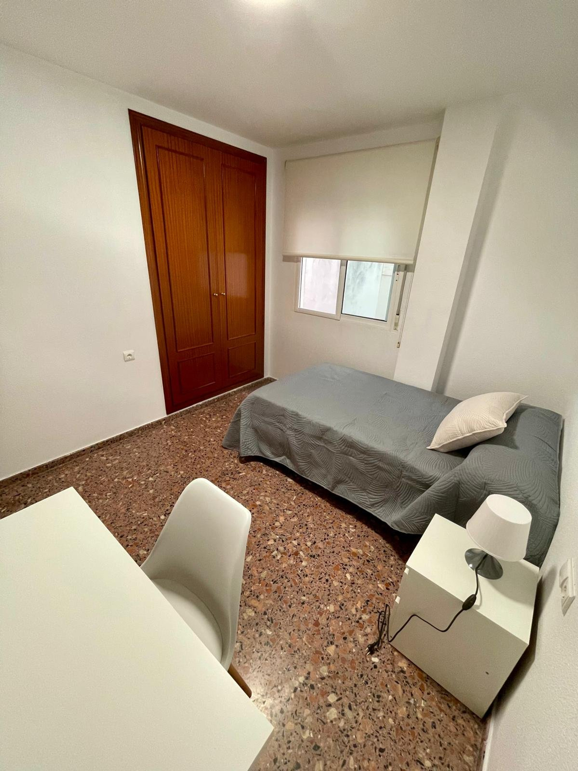 Habitación cama 105 cm