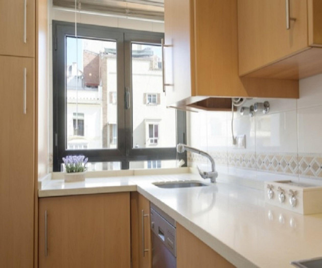 Sunny 4 people appartment at the heart fo Malaga