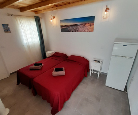 Suite Ibiza with private bathroom, fast wifi,patio