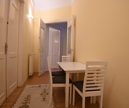 Trendy 4 bedrooms apartment - Nefelejcs street