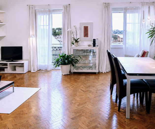 2-Bedroom Panoramic City & River Views | Graça