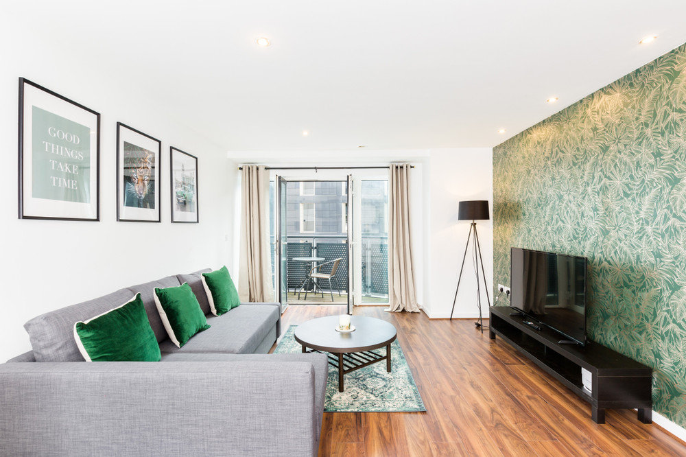 Masshouse Apt | Balcony & Free Parking preview
