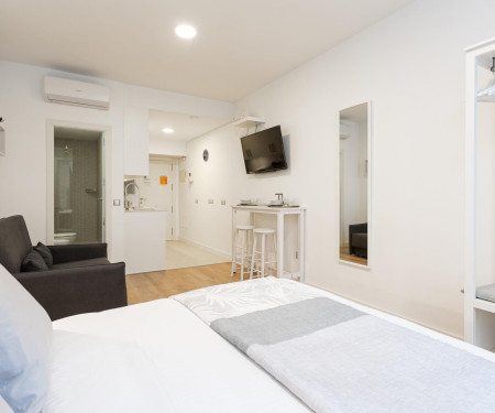 Holidays2Malaga Dos Aceras Loft Ground Smart TV