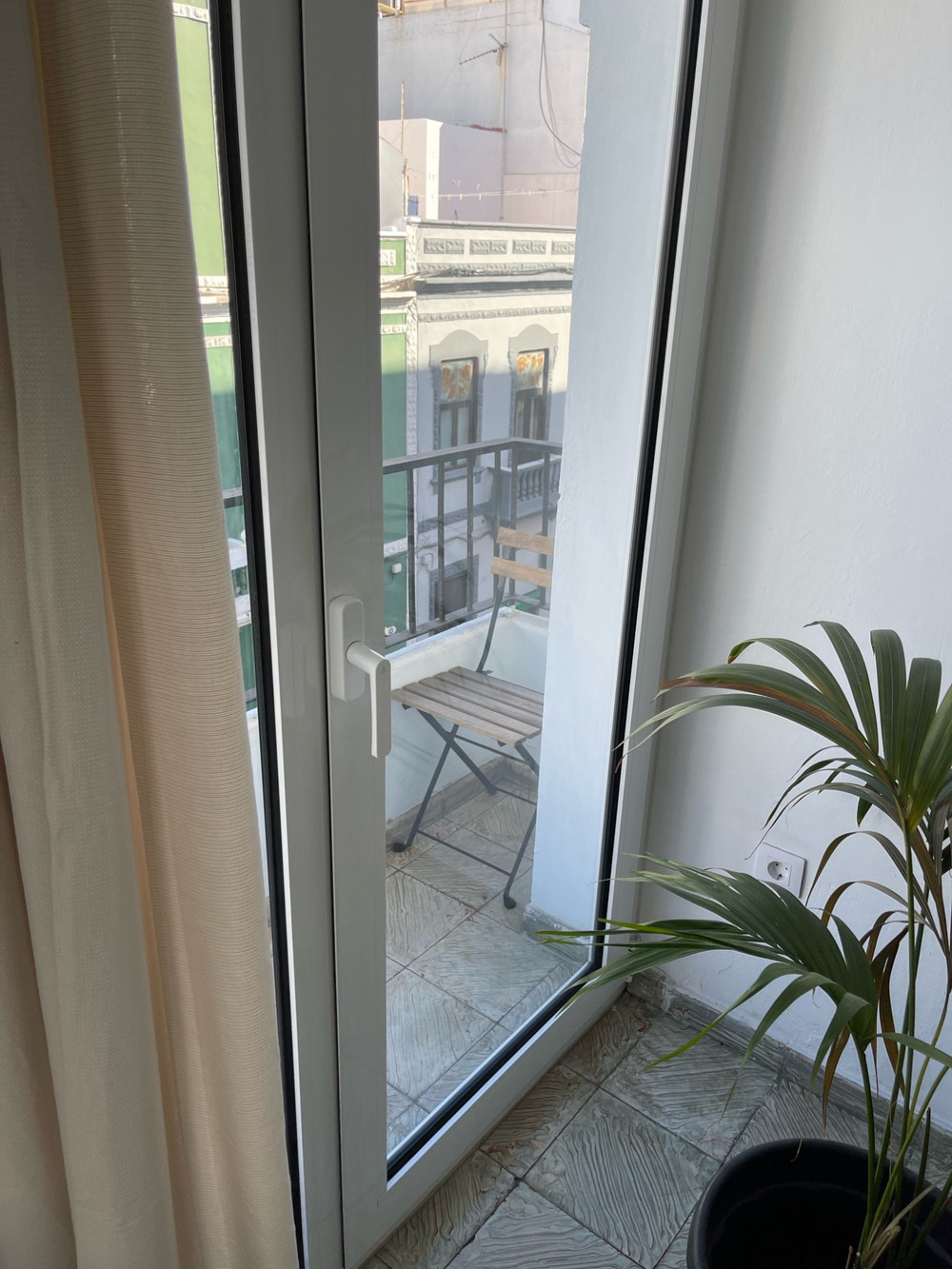 Apartment in City center next to the Beach