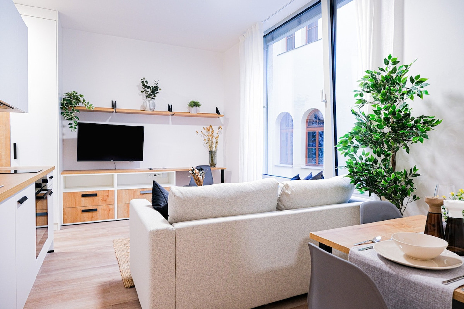 Living room image 2
