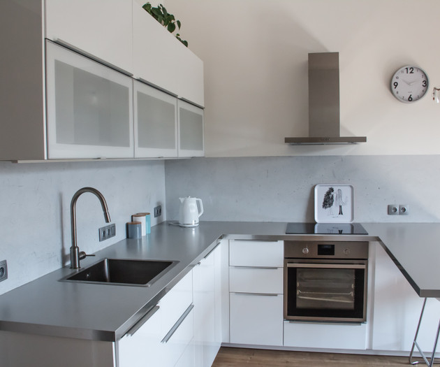 Sunny apartment in the center of Prague